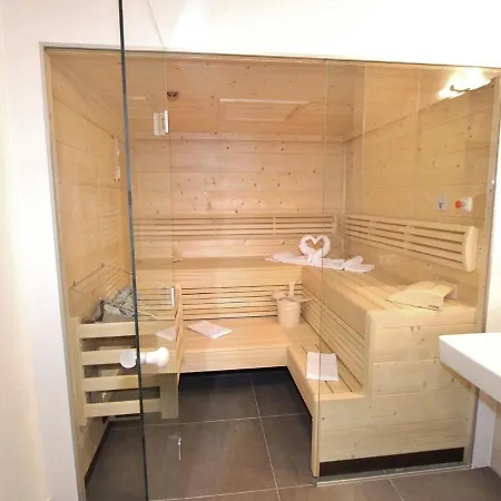 In By Lift & Slopes سالباخ هينترغليم