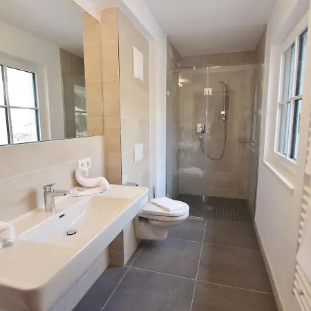 In By Lift & Slopes سالباخ هينترغليم