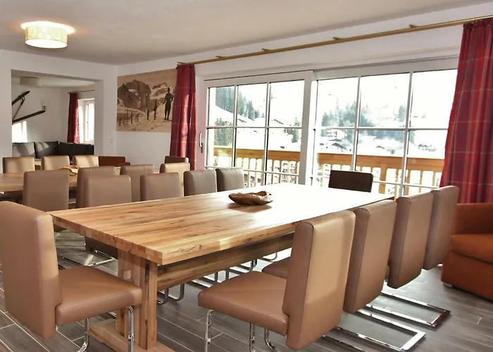 In By Lift & Slopes Chalet *