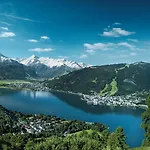 In By Lift & Slopes Chalet