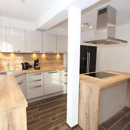 Chalet In Saalbach By Ski Lift & Slopes Chalet Saalbach-Hinterglemm