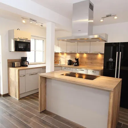 Chalet In By Lift & Slopes