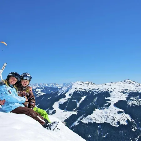 Chalet In By Lift & Slopes