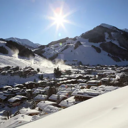 Chalet In By Lift & Slopes *